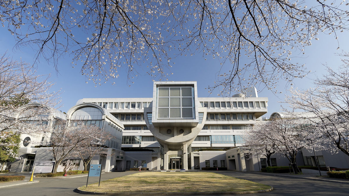 桐蔭学園